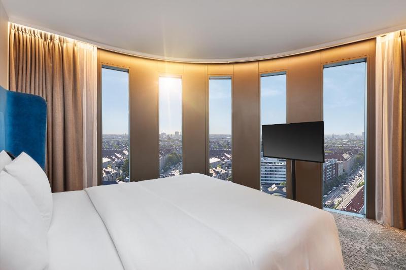 Business King Room image 4