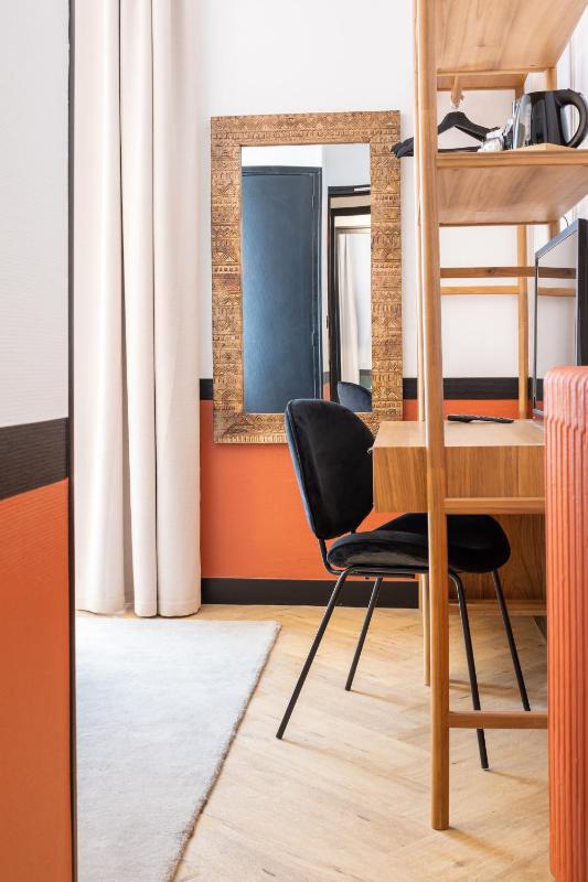 Cosy Double Room image 4