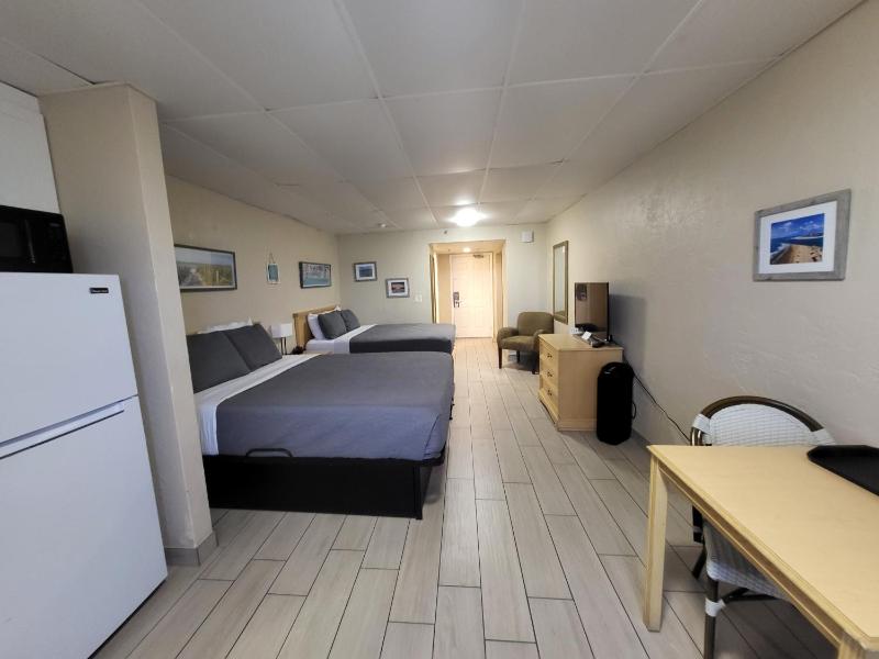 Double Room with Sea View image 2