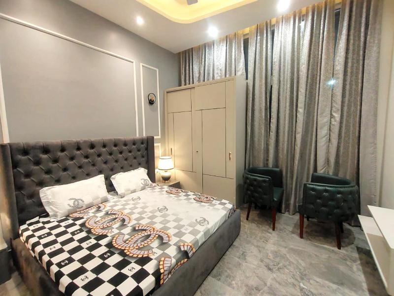 Shaw Estate- Near Expo Mart Mehra Farm - image 34