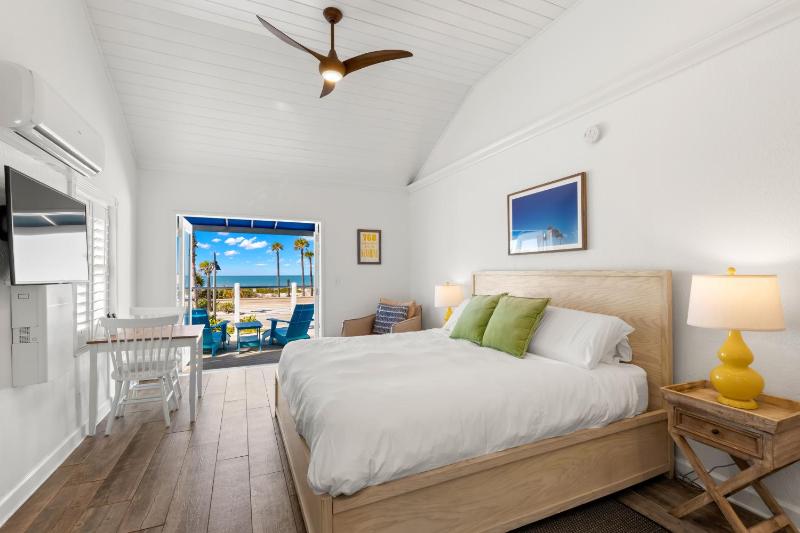 King Studio with Ocean View image 1