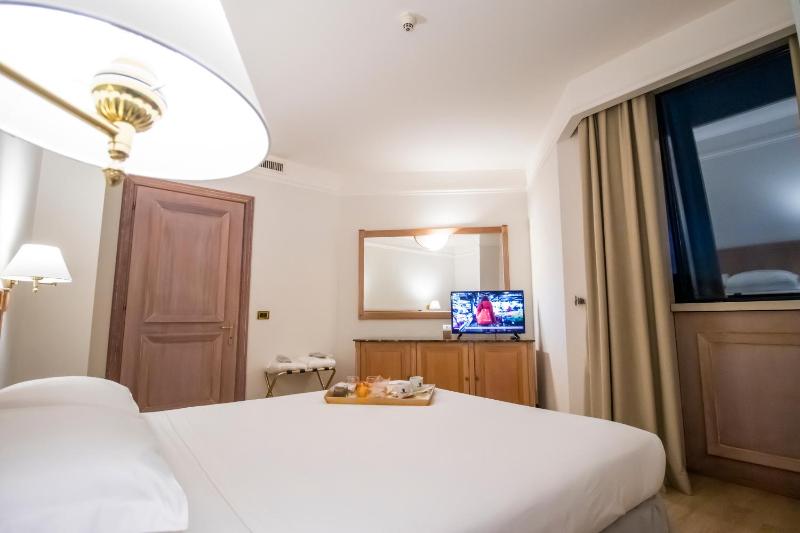 Suite image 4