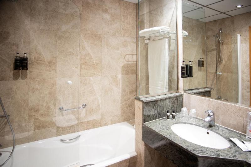 Twin Room for 1-2 people image 4