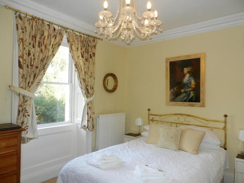 King Room or Twin Room image 4