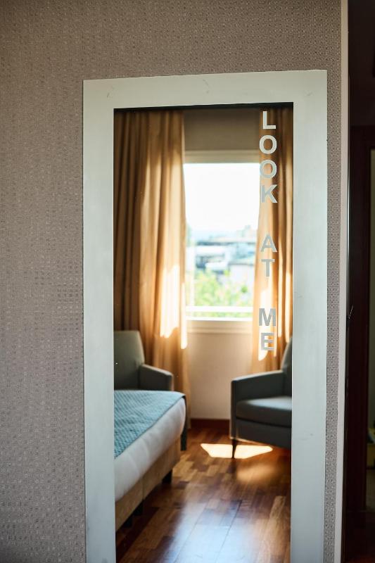 Superior Double Room image 3