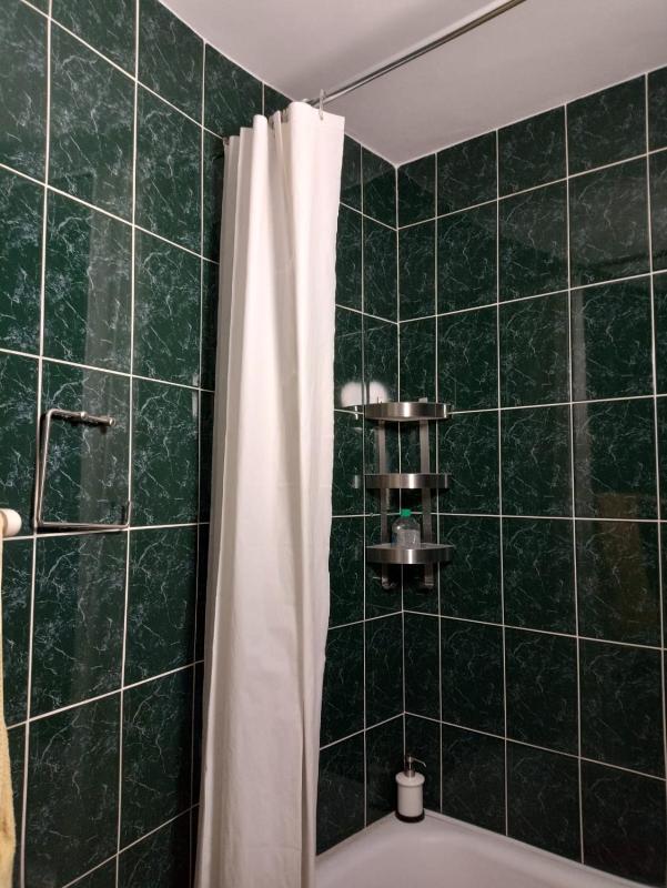One-Bedroom Apartment image 3