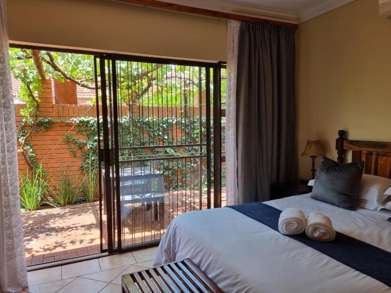 Camelia Guest House - image 16