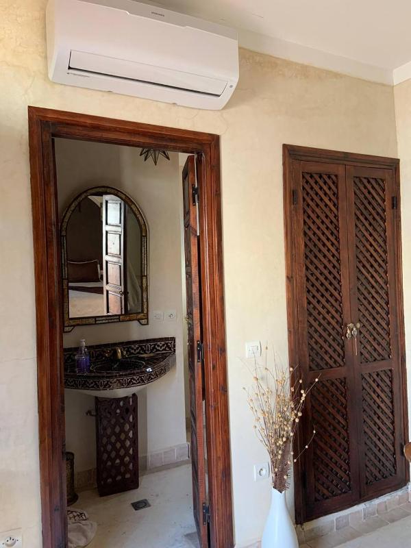 Riad Karmanda - image 15