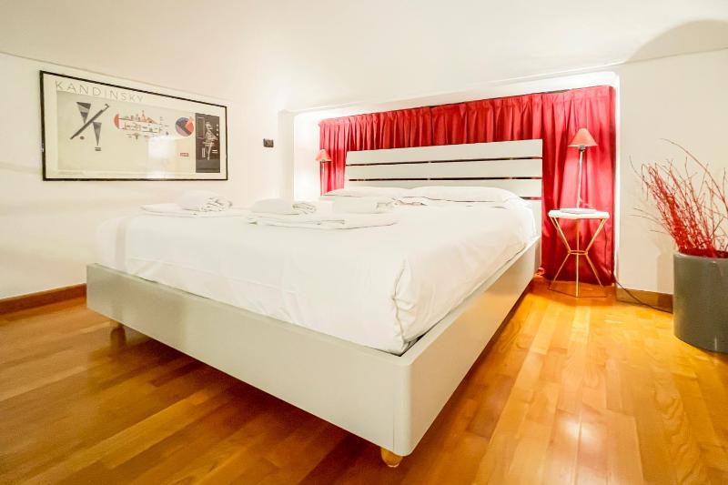 LuxRent Loft Lagrange - image 14