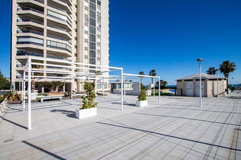 ESPACIO 2 Primera LINEA DE PLAYA - image 7