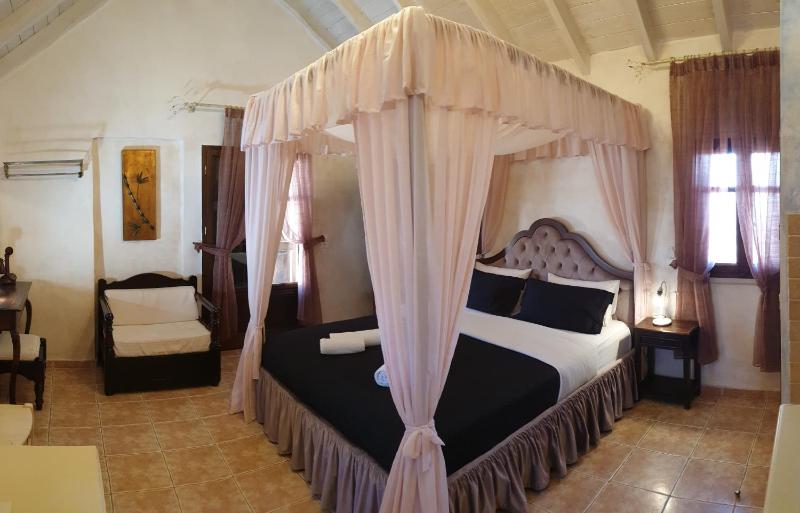 Odos Oneiron Boutique Hotel - image 10