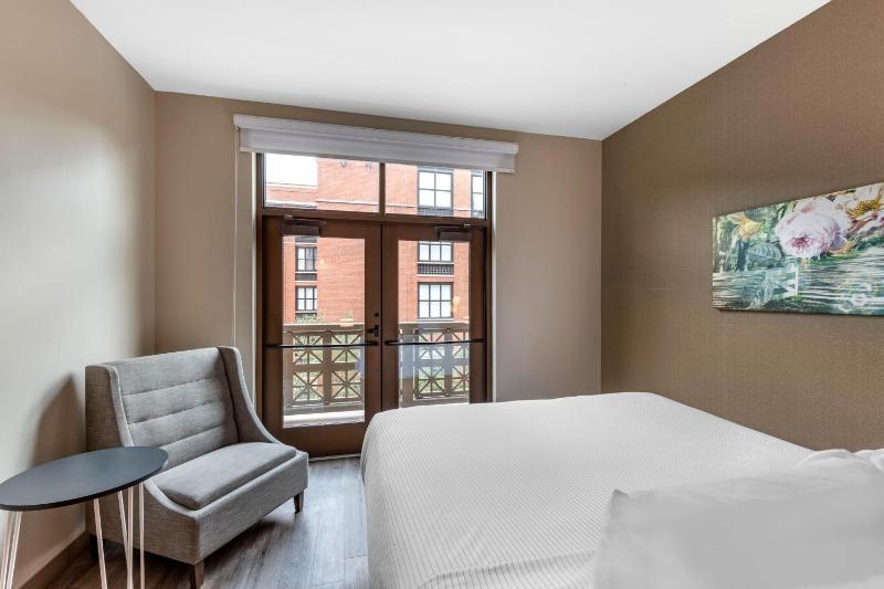 Cambria Hotel Savannah Downtown Historic District - image 32