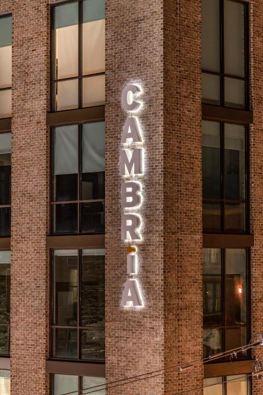 Cambria Hotel Savannah Downtown Historic District - image 10