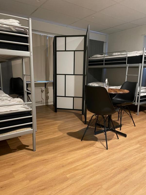 Bed in 6-Bed Mixed Dormitory Room image 3