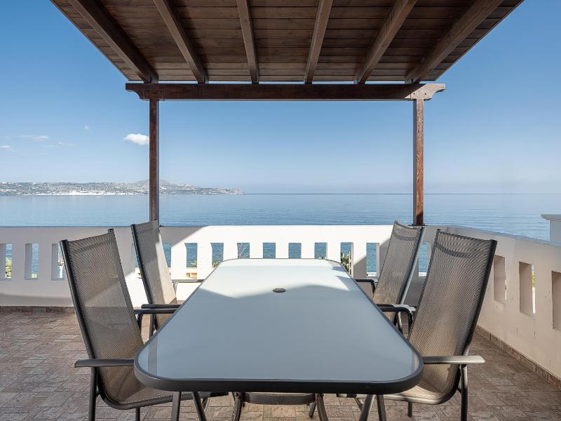 Apartment with Sea View image 3