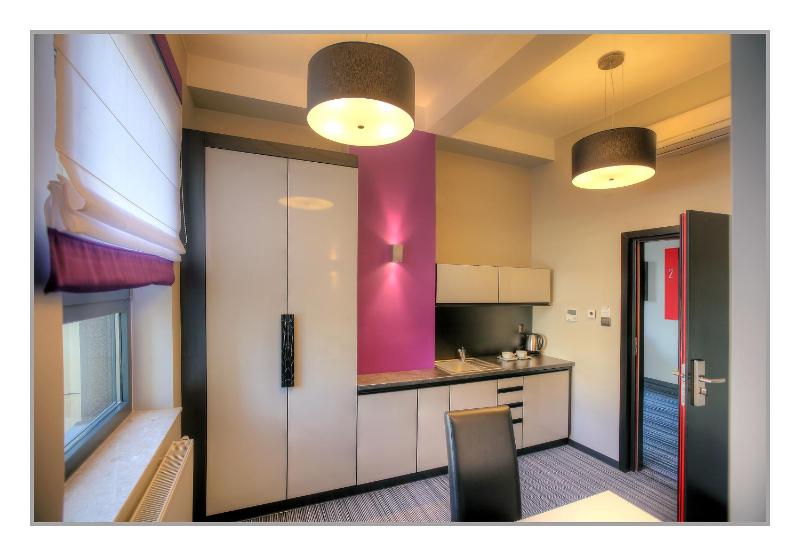 Deluxe Double Room image 3