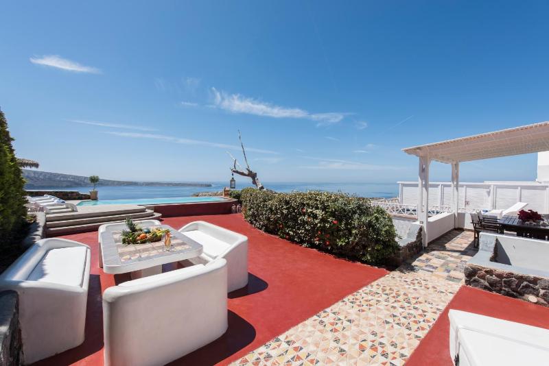 Swinging Sunset 3 Bedroom Sunset & Sea View Villa with Private Infinity Pool & Hot Tub image 2
