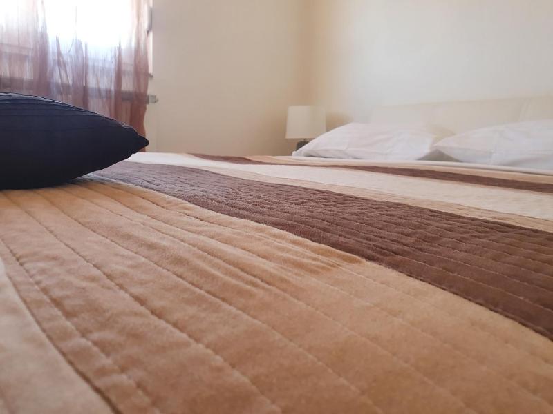 Cozy Two-Bedroom Apartment - image 26