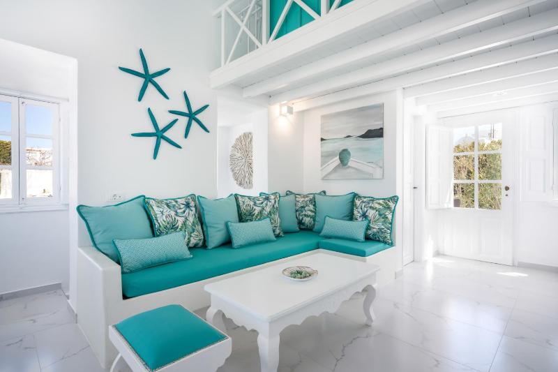 Emerald 3 Bedroom Sunset & Sea View Villa with Private Pool & Hot Tub image 2