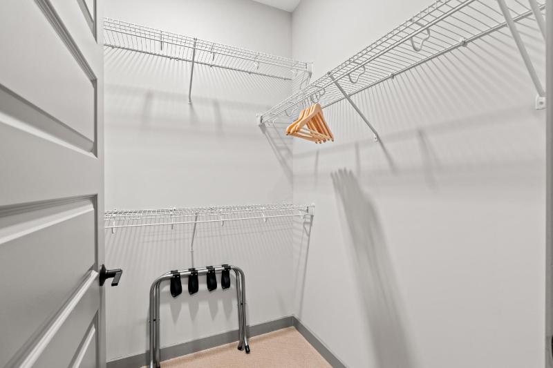One Bedroom Apartment with Den image 4