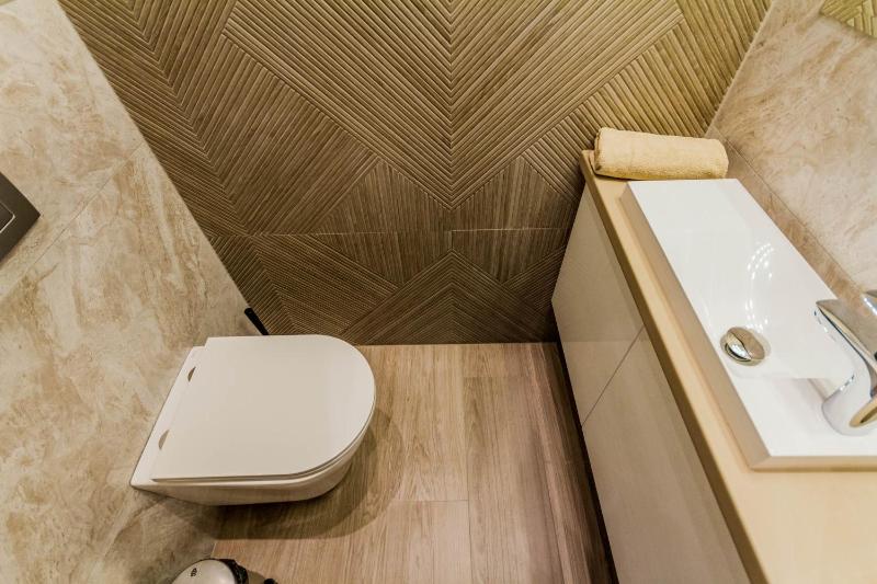 Superior Apartment image 3