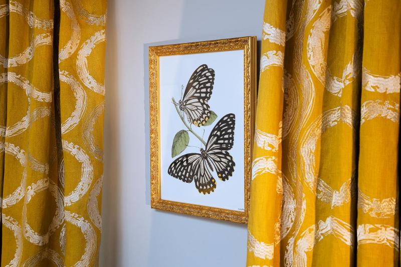 Deluxe Double or Twin Room image 2