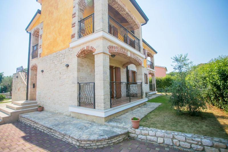 Family friendly house with a swimming pool Buici Porec - 19720 - image 30