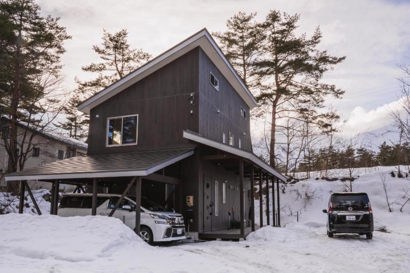 Rosie's House Hakuba by JAMSZ ROYALE - image 3