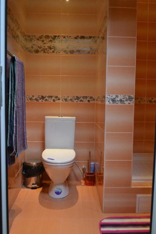 Deluxe Double Room with Shower image 3