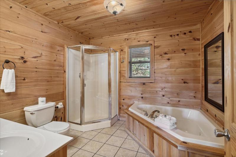 Peace of Mind cabin - image 41