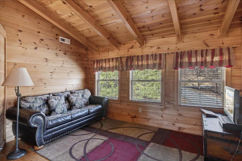 Peace of Mind cabin - image 4