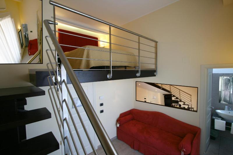 Comfort Room image 2