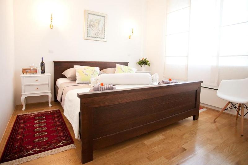 Split centre apartmant - image 3
