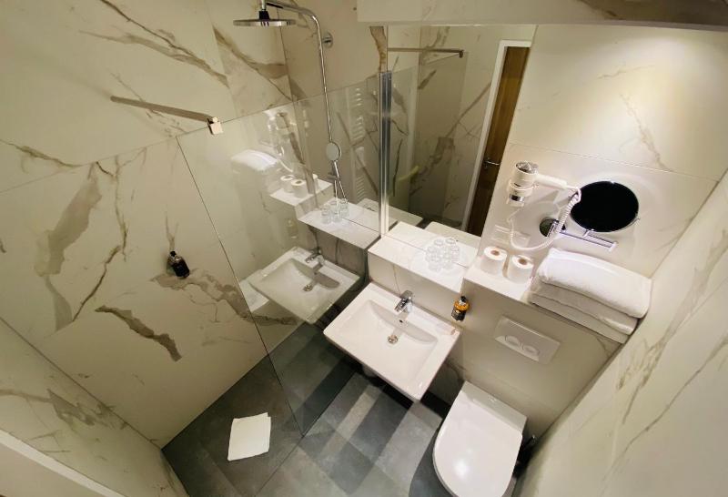 Triple Room image 3