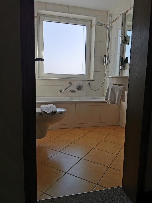 Triple Room image 4
