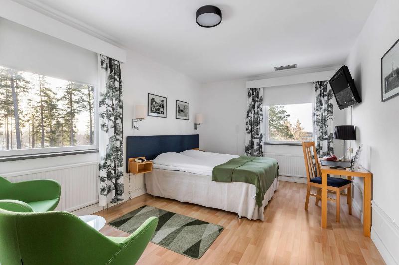Standard King Room image 1
