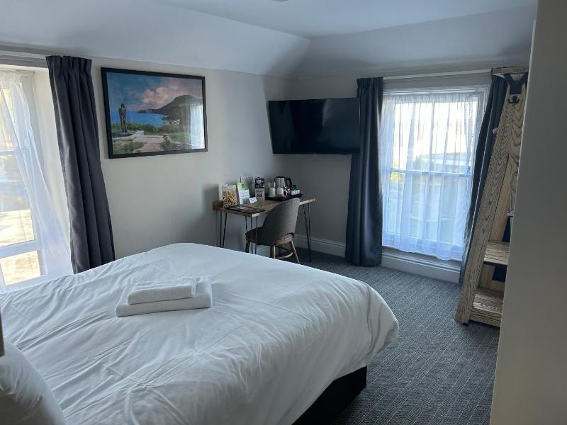 Double Room image 2