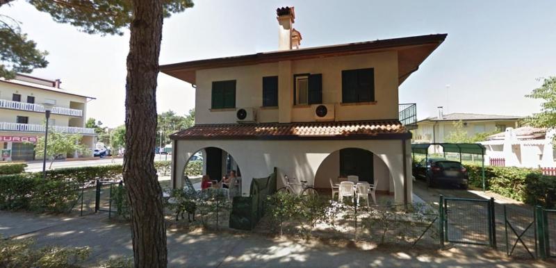 Amazing villa with private garden in Bibione - image 3