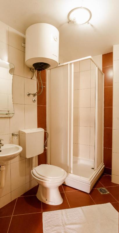 Apartments and rooms Marija - image 16