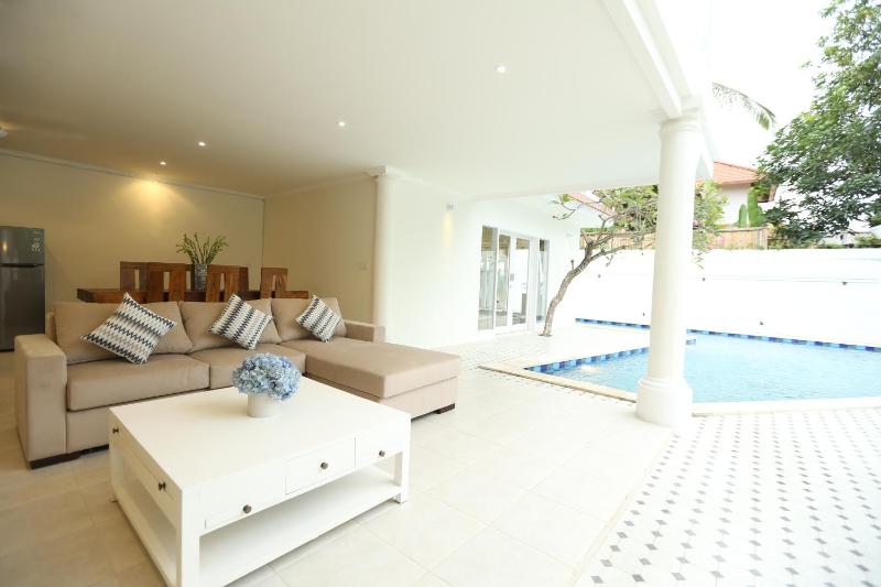 Villa Marronniers - image 6