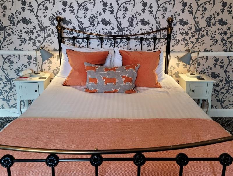 Master Suite with Sea View  image 3