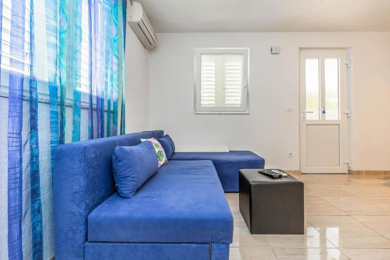 Apartment Adrian - image 19