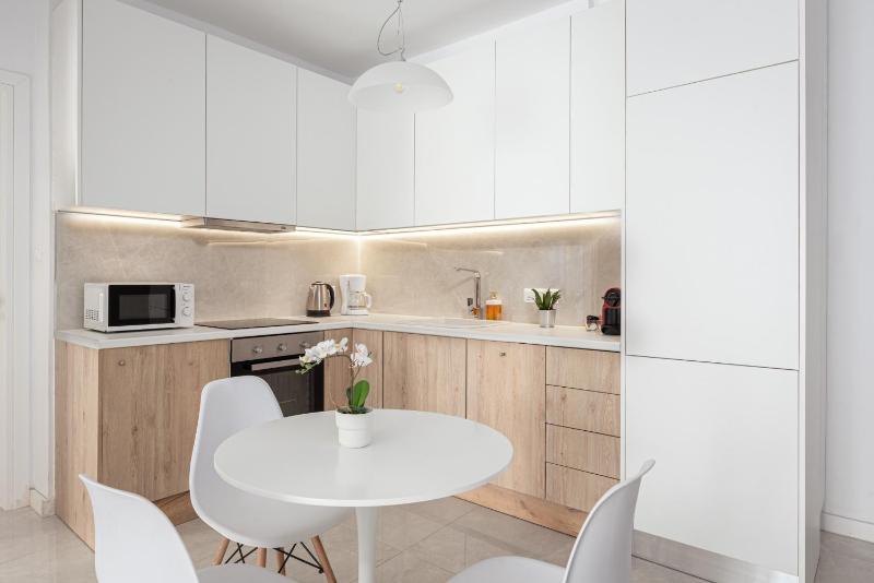 Apartment image 2