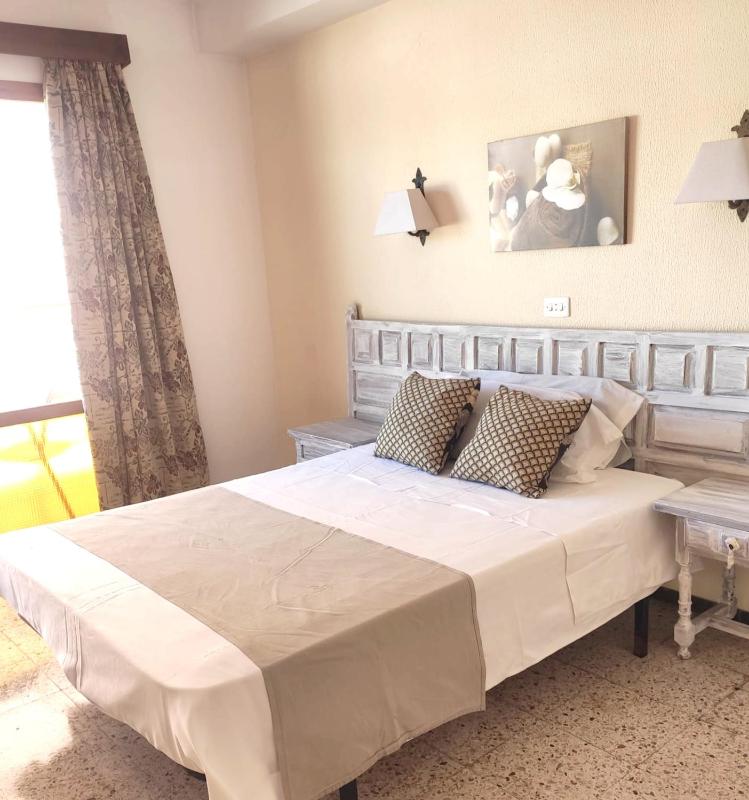 Hostal Santa Ana - image 8