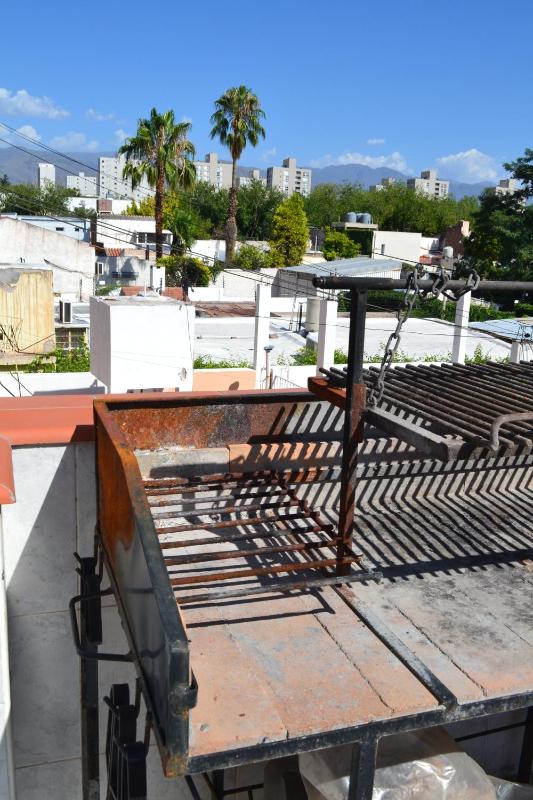 Departamento completo cochera parrilla. Zona Parque Central - image 5