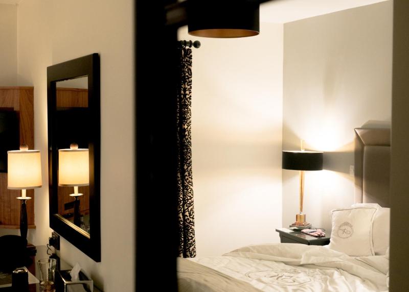 Deluxe Twin Room image 4