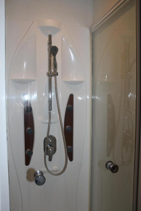 Double Room image 2