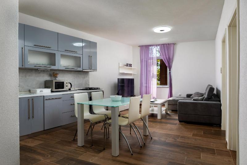 Apartments Smaila 1729 - image 35