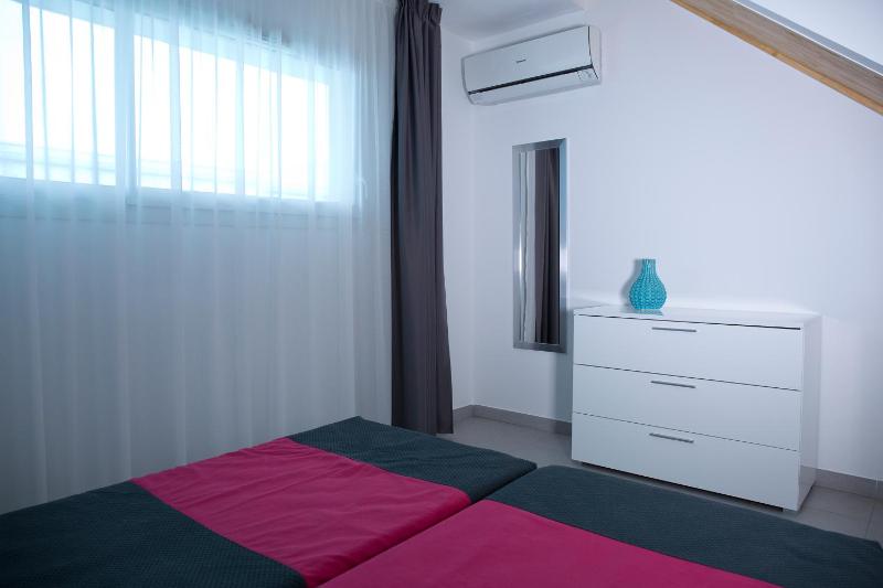 Two-Bedroom Apartment with Sea View image 3