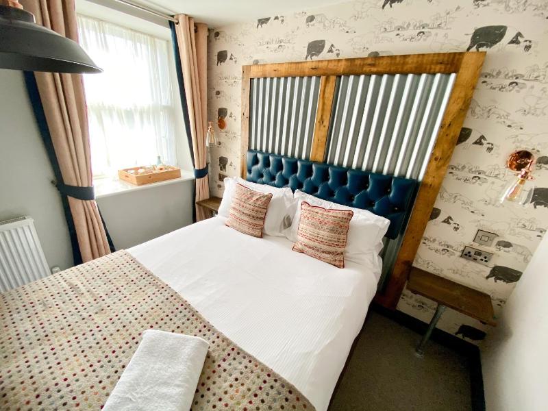 Standard Double Room image 1